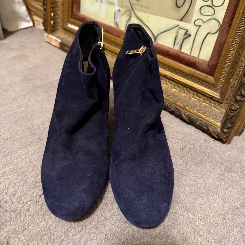 Burberry Navy Suede Ankle Boots Size 41 US 11 Block Heel Gently Used